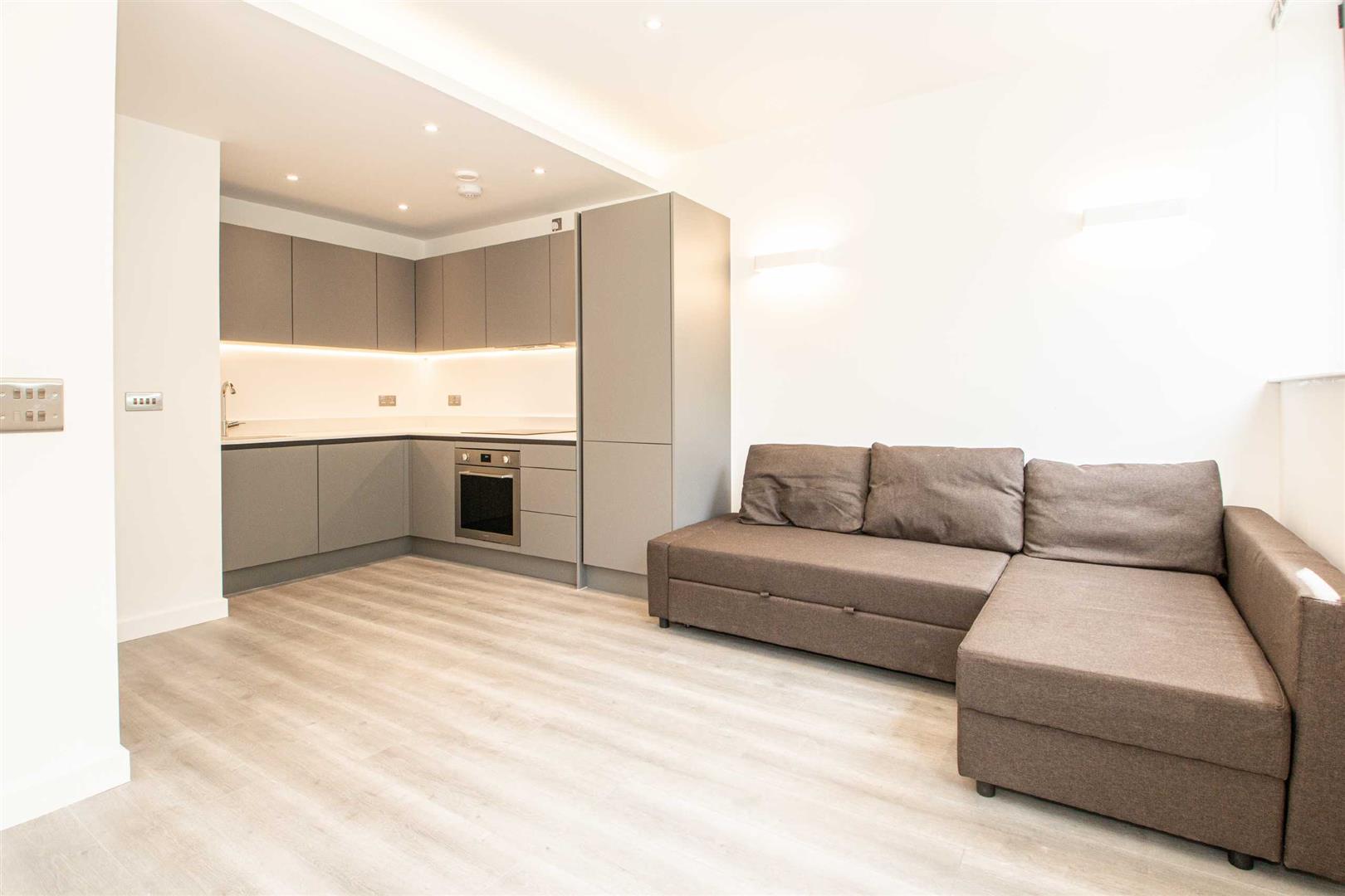 2 Foxhunter Drive, Linford Wood, Milton Keynes